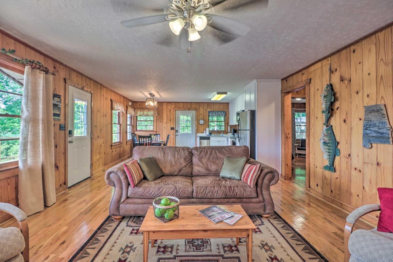Waterfront Lake Martin Home With Grill And Beach! Eclectic Exteriör bild
